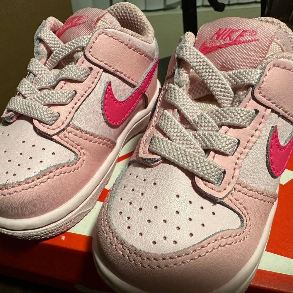 Baby shoes